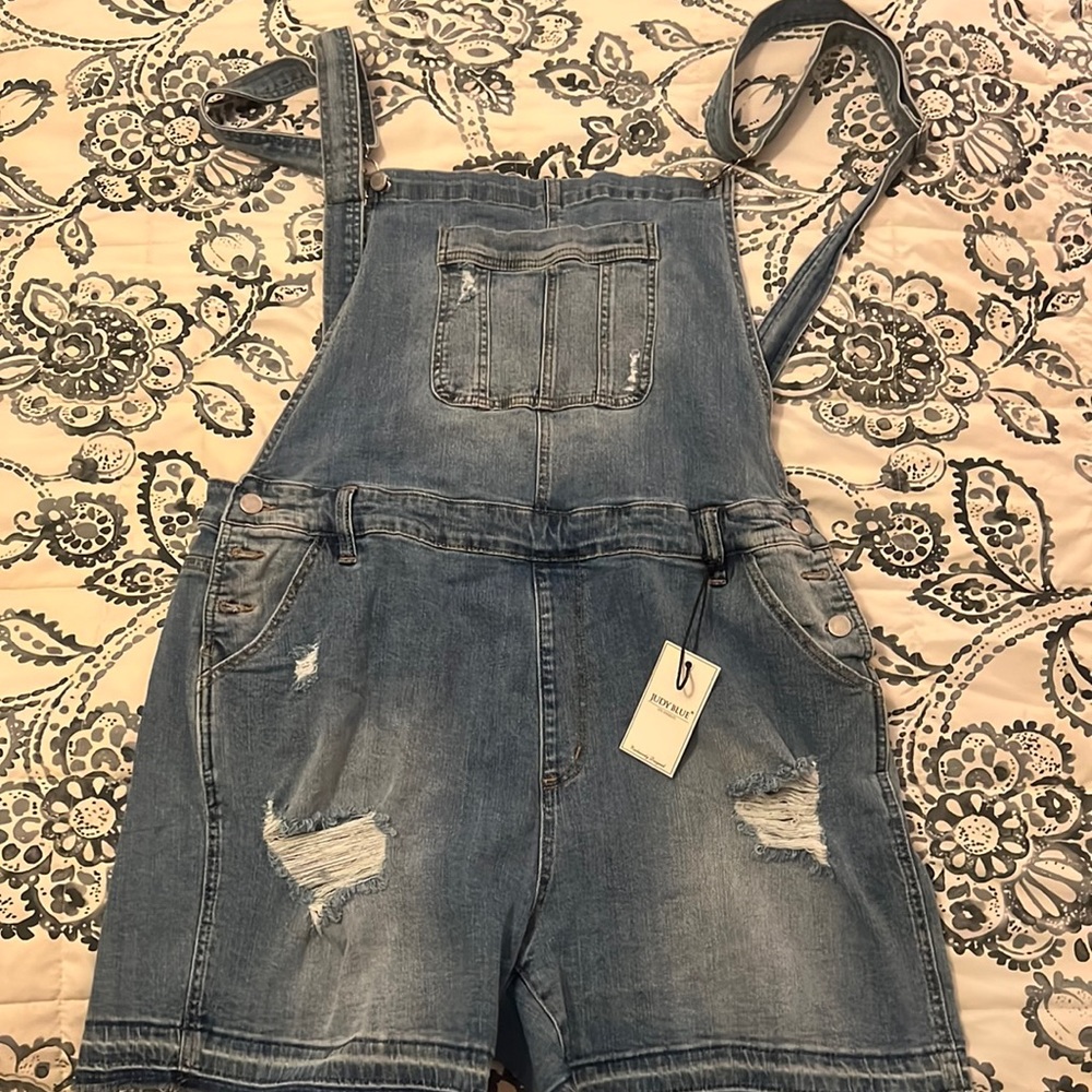 Judy Blue Light Wash Denim Distressed Jean Shorts Overalls